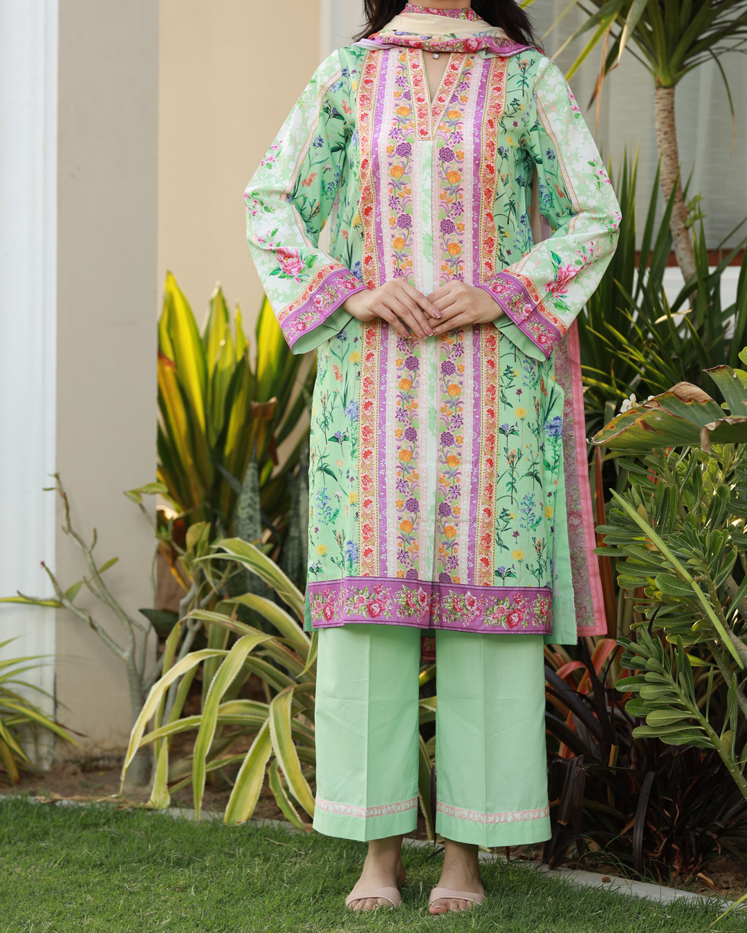 Colors of Confidence Lawn Digital Print Unstitched Suit Set
