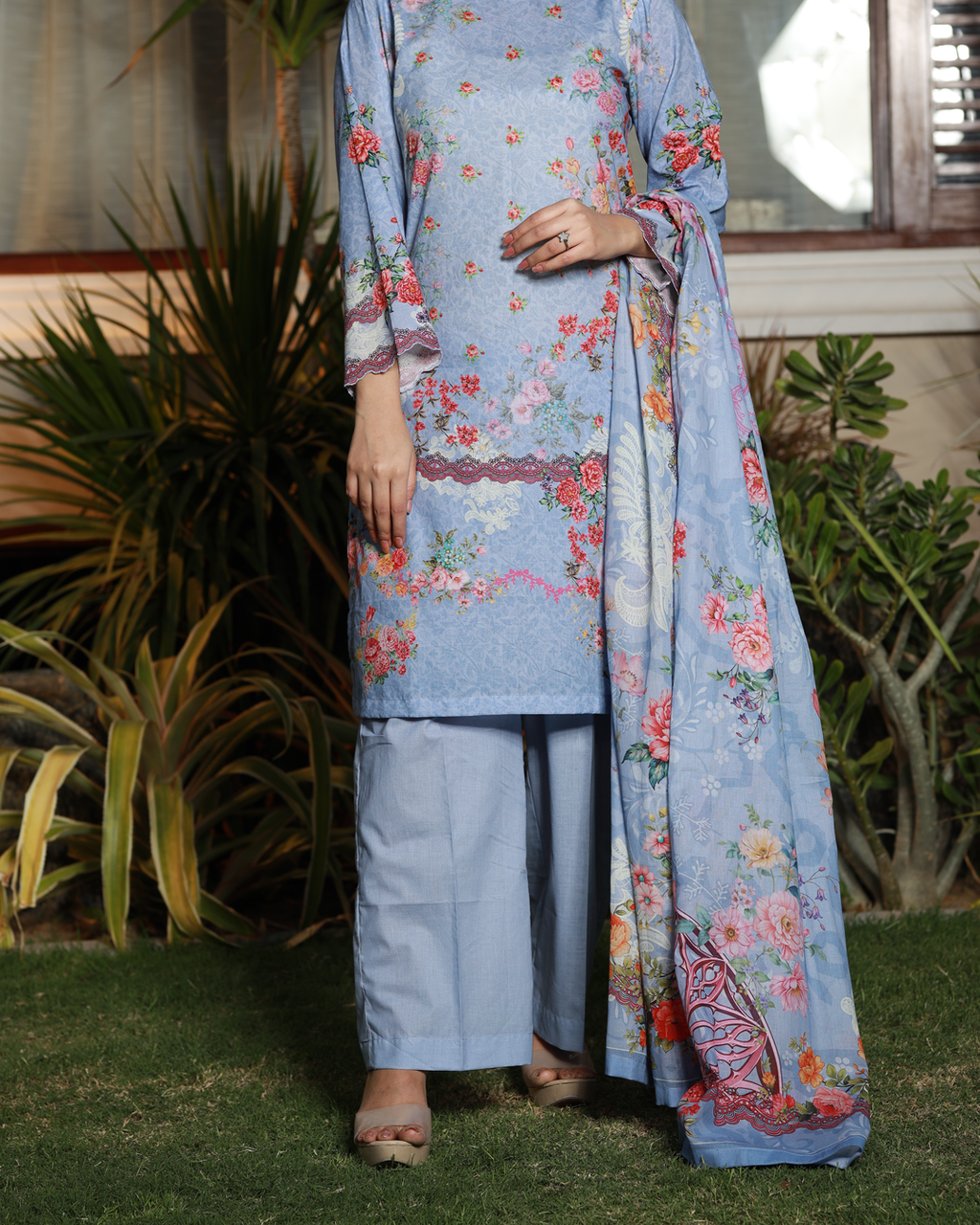 Dreamy Meadow  Lawn Digital Print 3 Piece Unstitched Suit