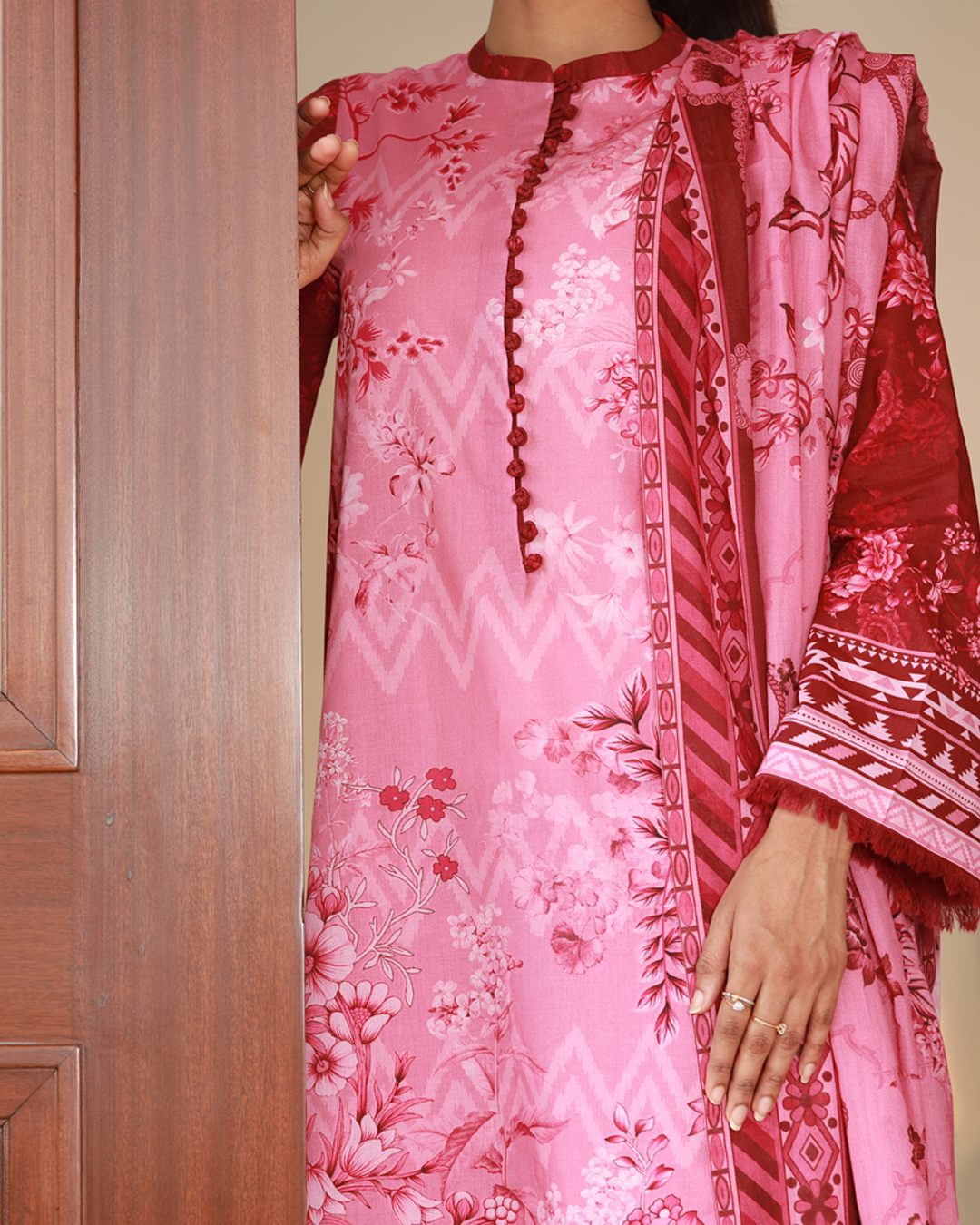 Flora Femme Lawn Digital Print Unstitched Suit Set