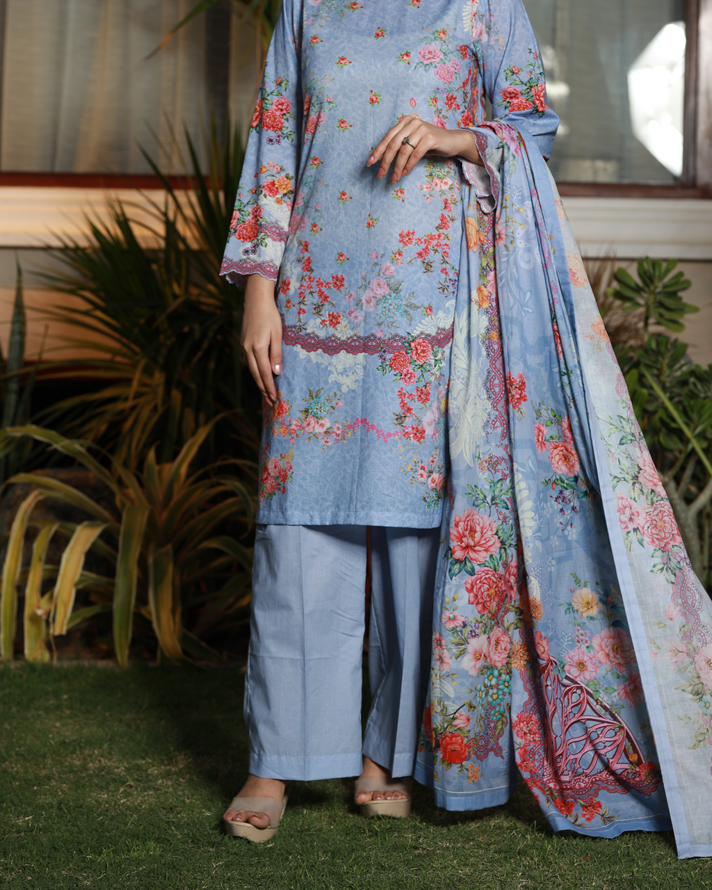 Dreamy Meadow  Lawn Digital Print 3 Piece Unstitched Suit