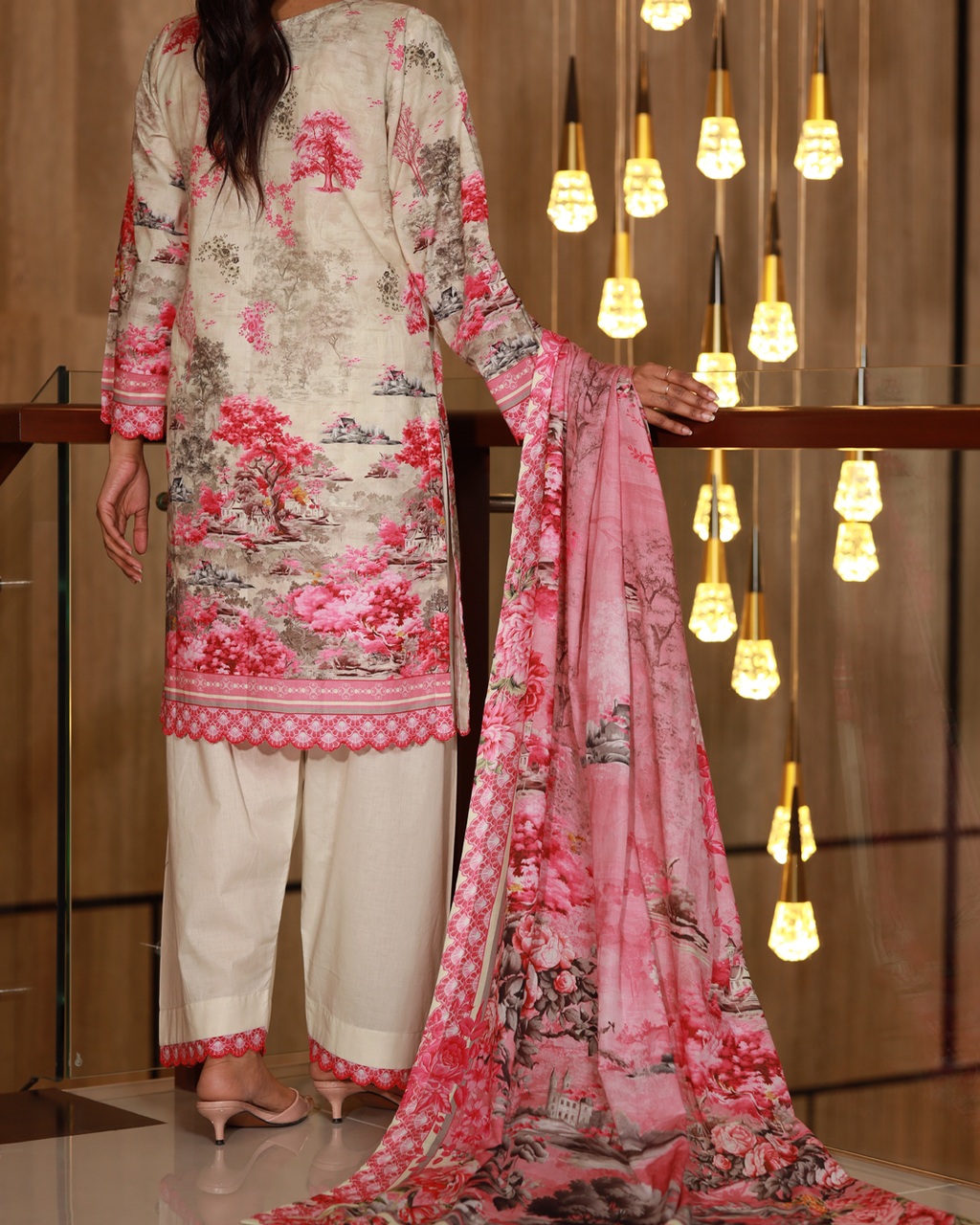 Rose And Water Lawn Digital Print 3 Piece Unstitched Suit