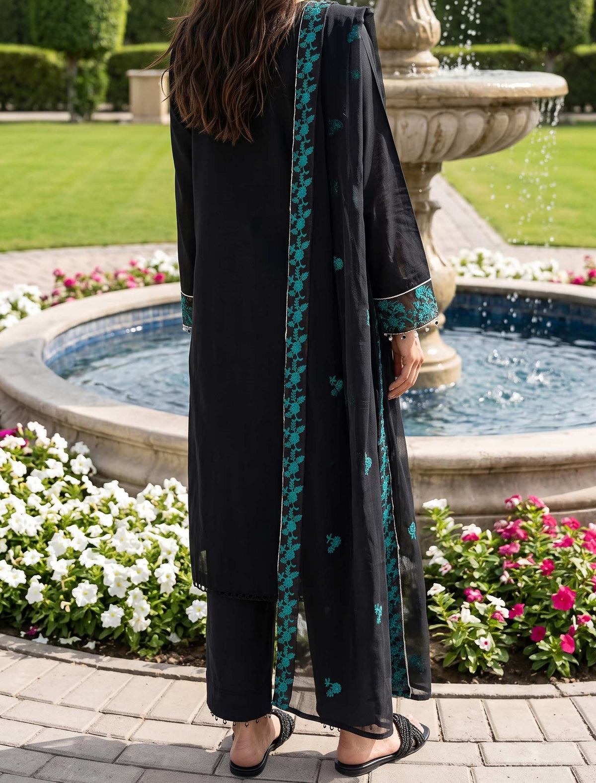 Peacock Noir 3 Piece Unstitched Embroidered Cotton Lawn