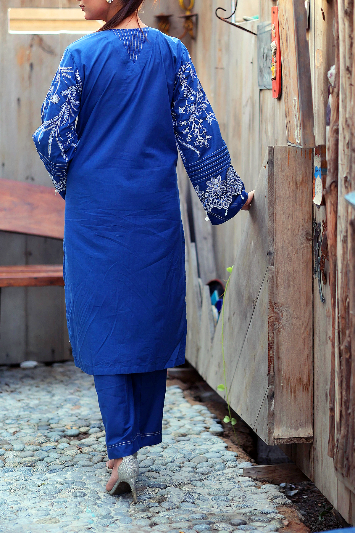 Blue Willow 3 Piece Unstitched Embroidered Cotton Lawn