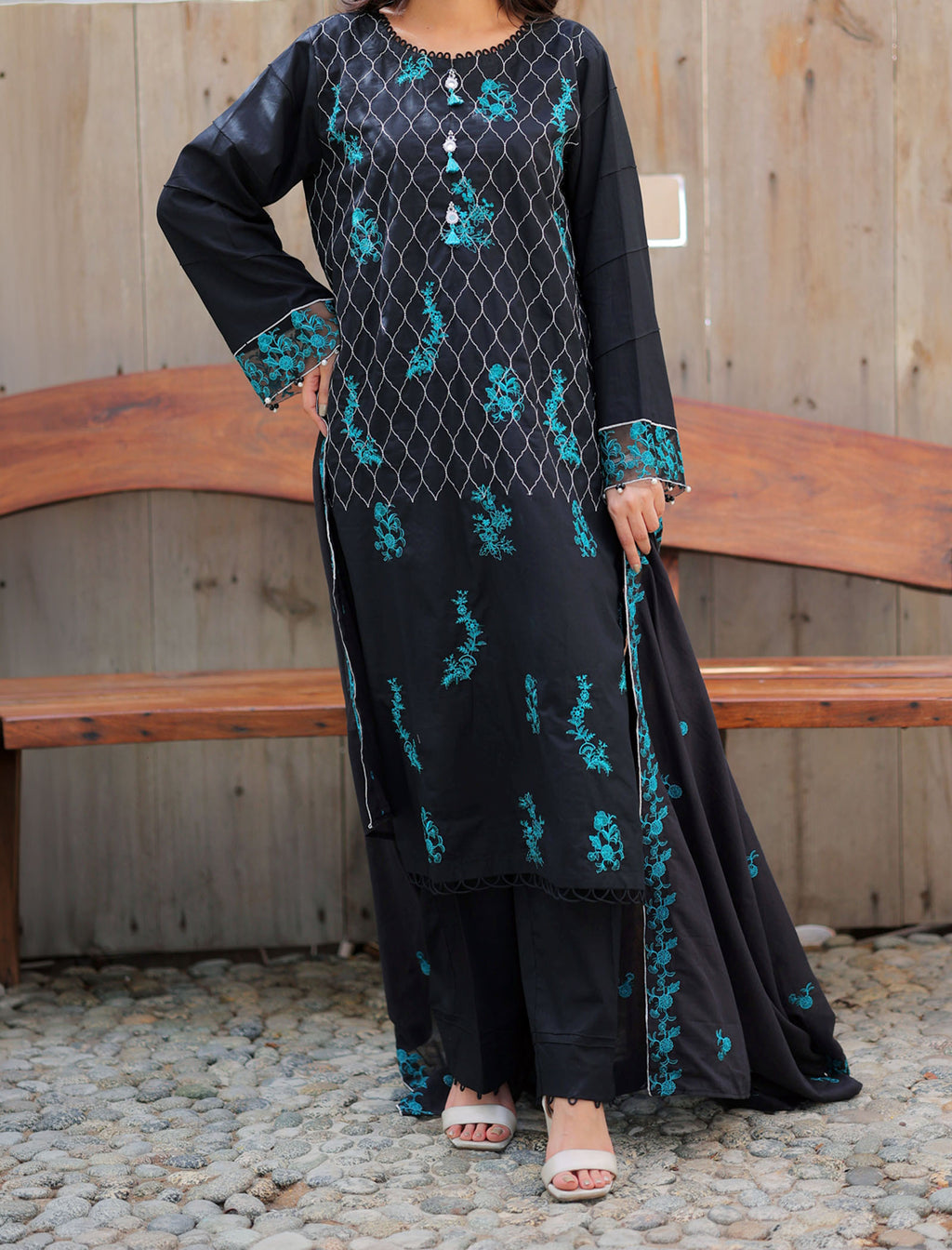 Peacock Noir 3 Piece Unstitched Embroidered Cotton Lawn
