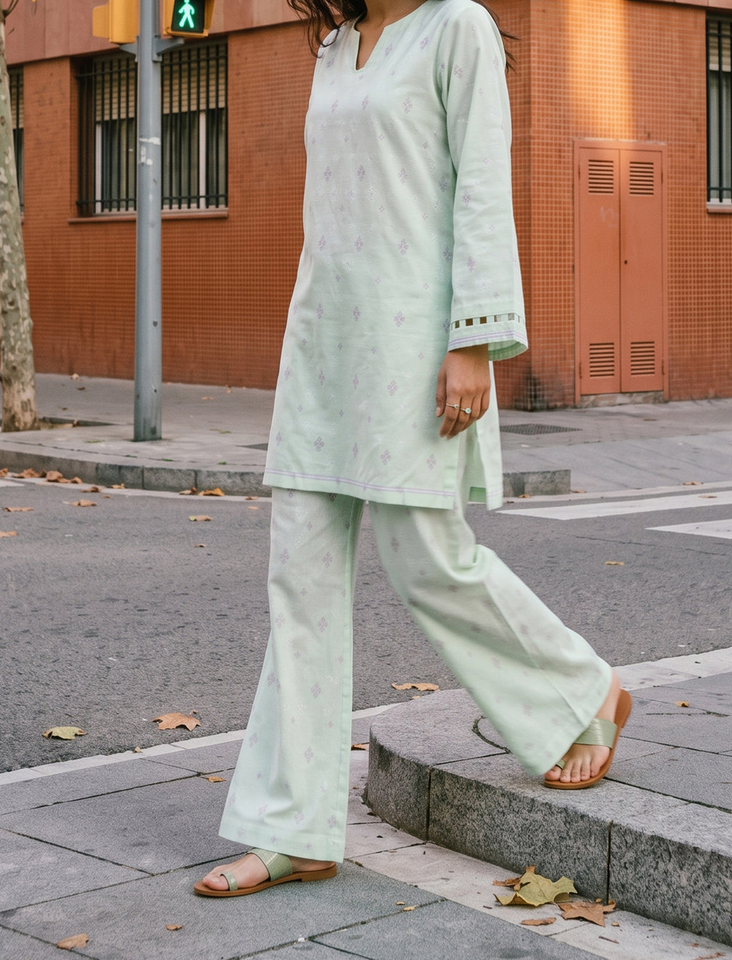 MINT WHISPER- SELF JACQUARD SOLIDS