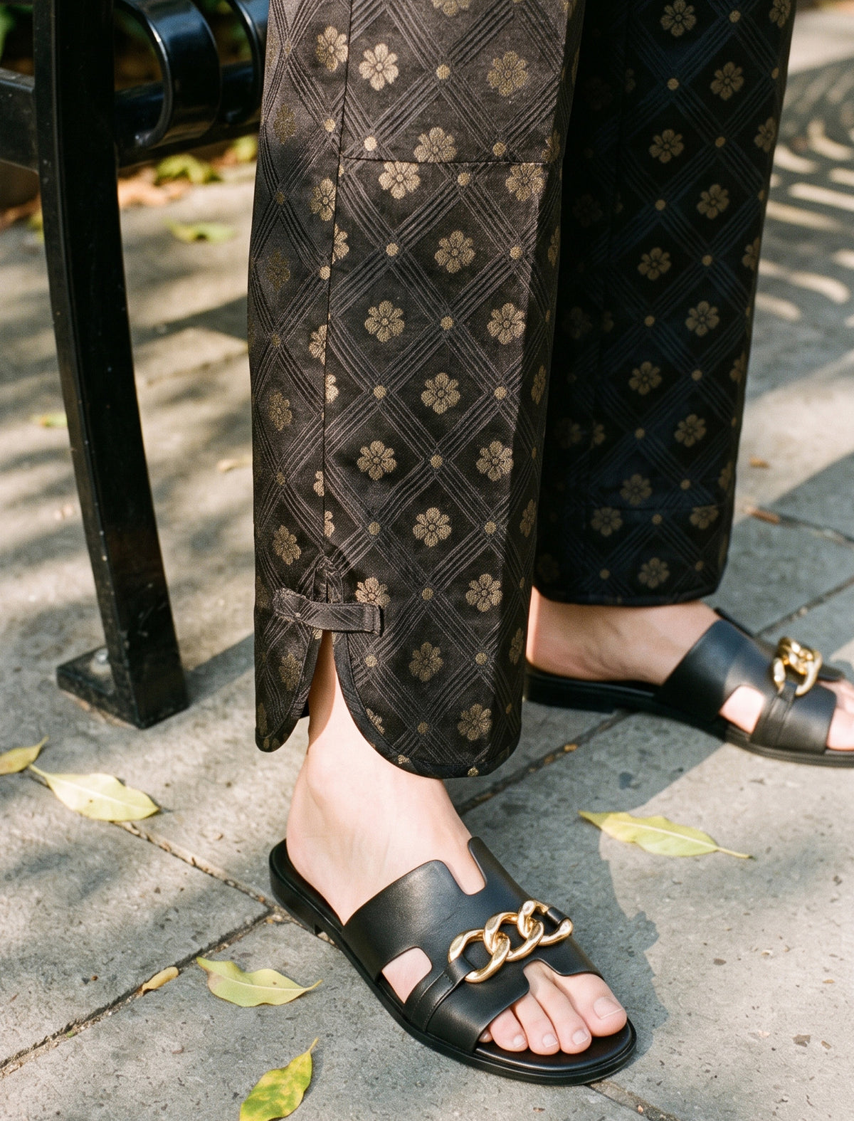 NOIR ECLAT- SELF JACQUARD SOLIDS